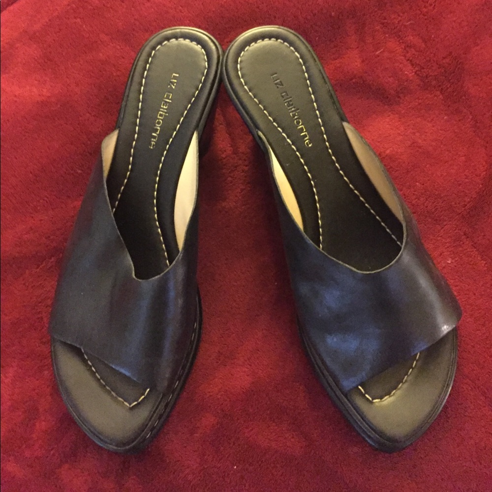 Wedge slip ons